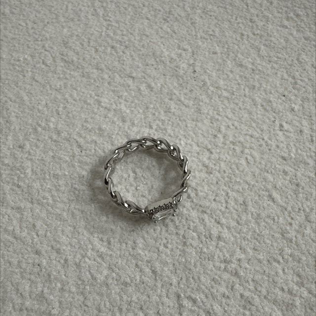 BAGUE DESLUMBRANTE 