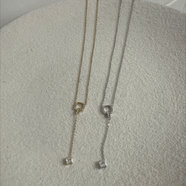 COLLIER VIANNA 