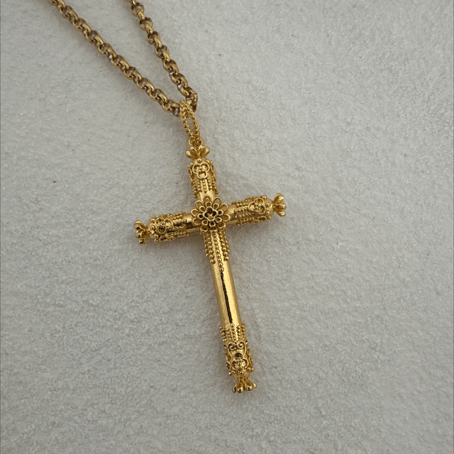COLLIER VIANNA 