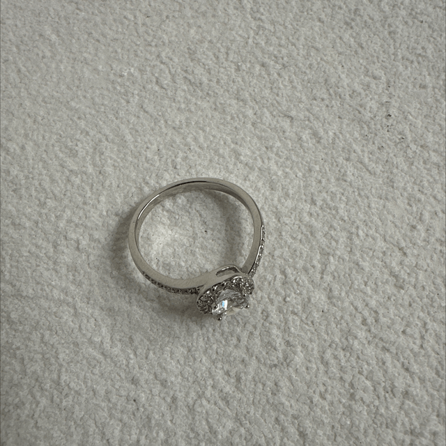 BAGUE DESLUMBRANTE 