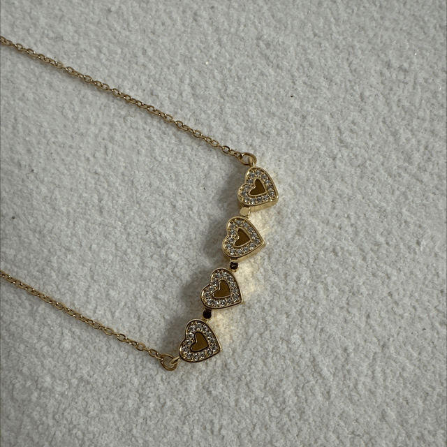COLLIER MUDA