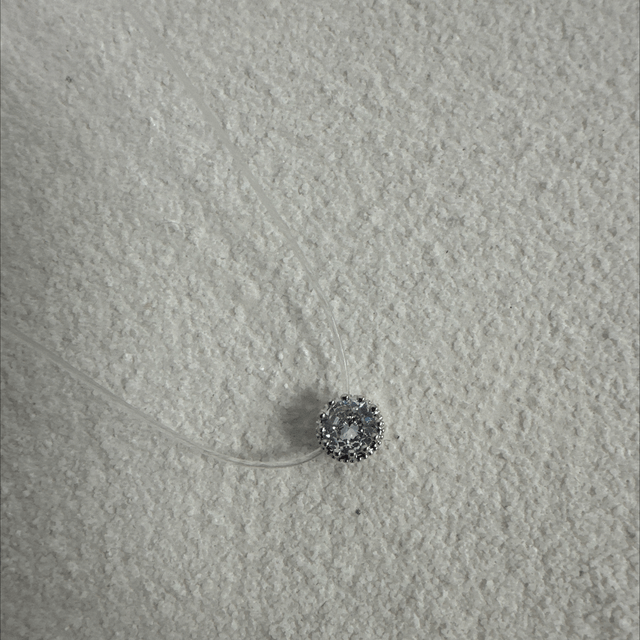 COLLIER MUDA