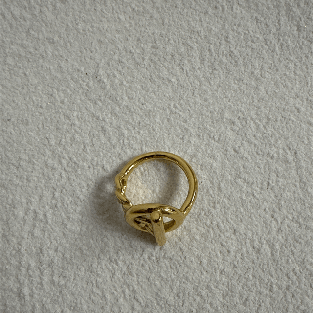 BAGUE DESLUMBRANTE 
