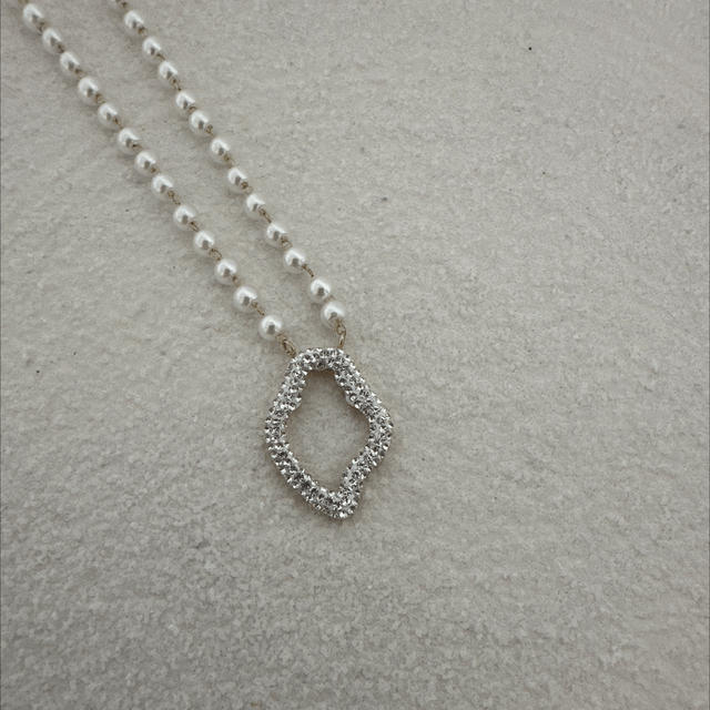 COLLIER VIANNA 