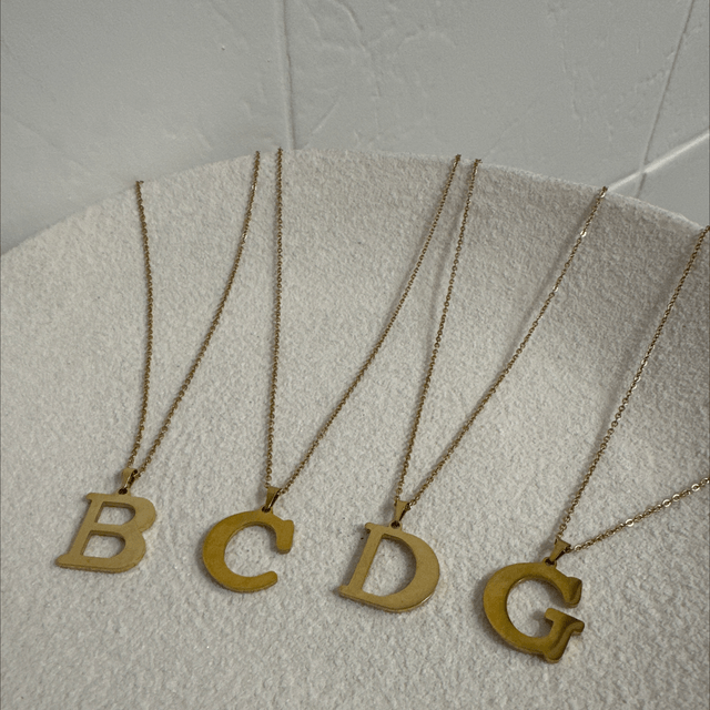 COLLIER LUA 