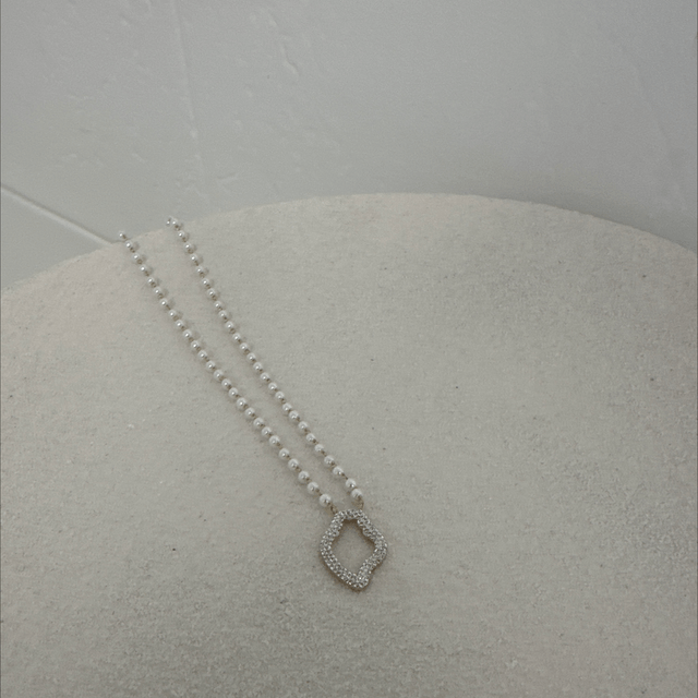 COLLIER VIANNA 