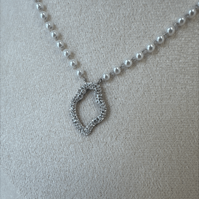 COLLIER VIANNA 