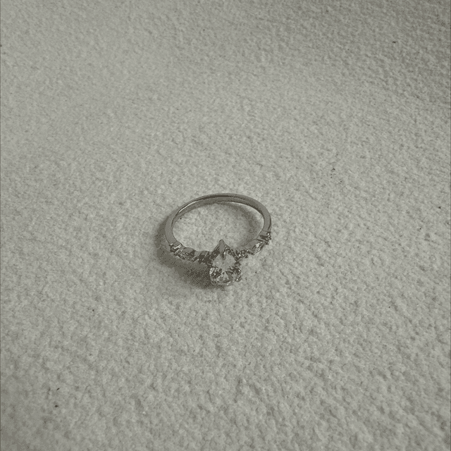 BAGUE DESLUMBRANTE 