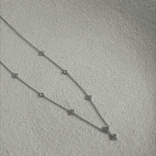COLLIER MUDA