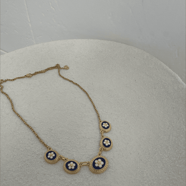 COLLIER VIANNA 
