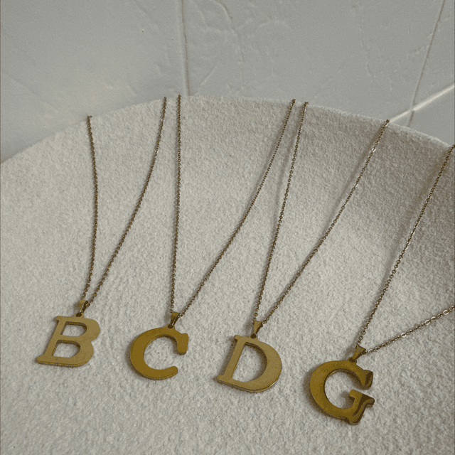 COLLIER LUA 