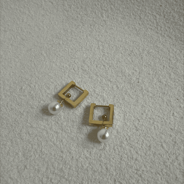 BOUCLES D’OREILLES DESLUMBRANTE 